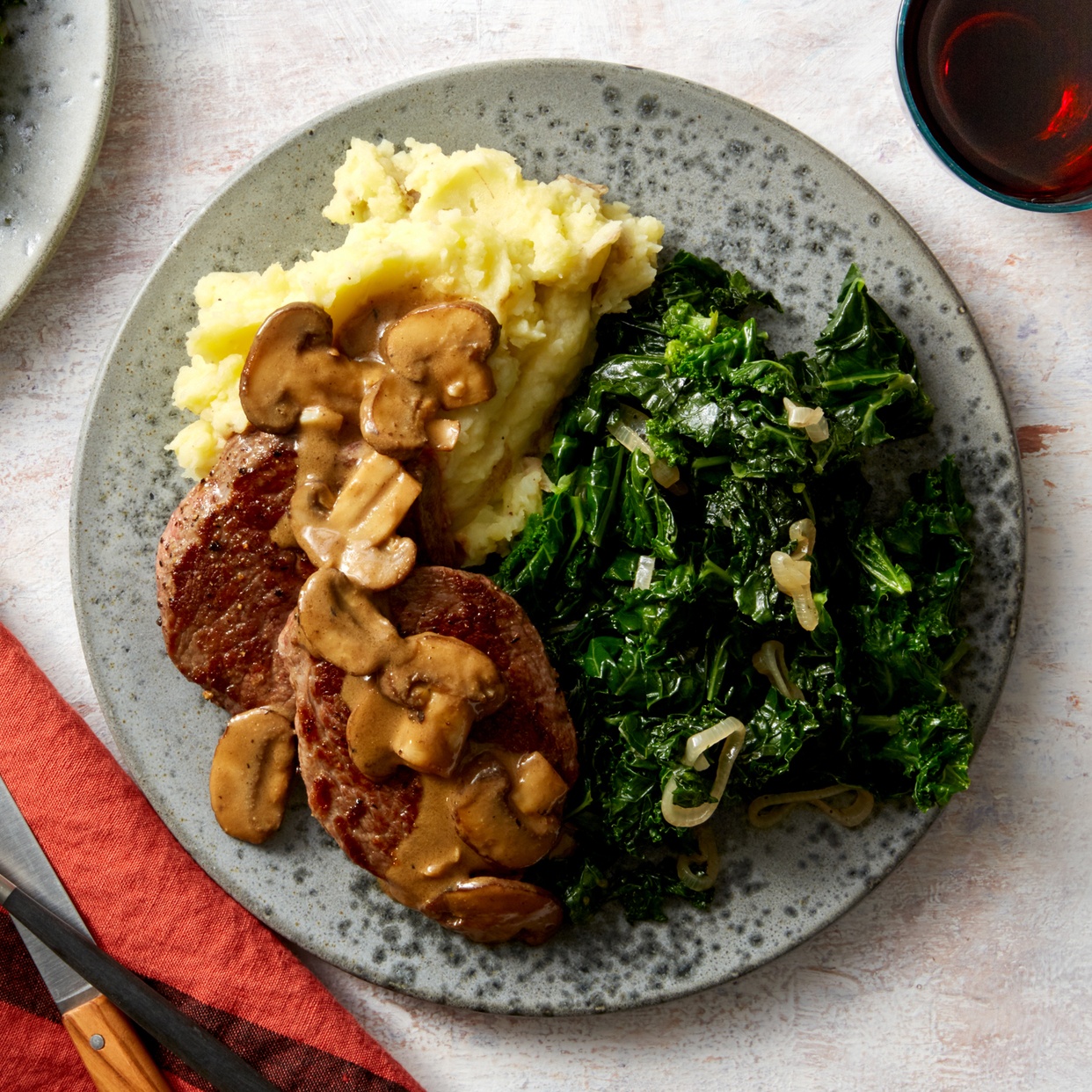 Beef Medallions & Mushroom Sauce